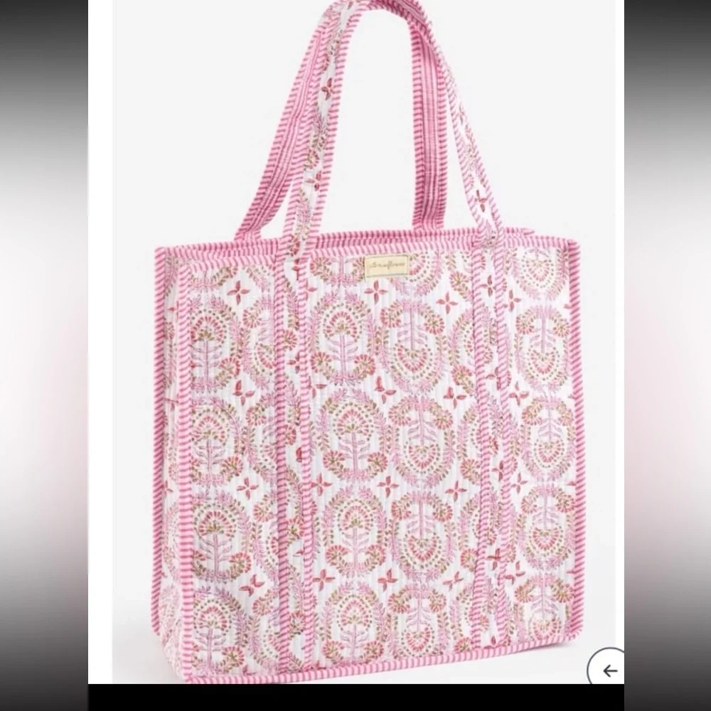 Strawflower 🌸Paisley Floral Quilted Block Print Tote Bag - Picture 1 of 6